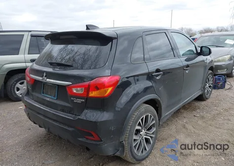 2019 Mitsubishi Outlander Sport 2.0 Es z USA, uszkodzony, nr VIN JA4AP3AU0KU019432